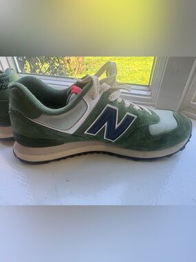New Balance Men’s Green and Navy Suede Mesh Sneakers with Navy Logo
